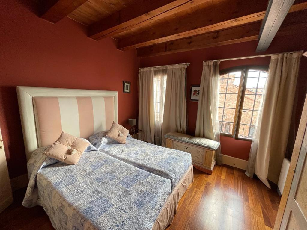 The Penthouse And Rooftop-terrace At Molino Stucky * Venezia