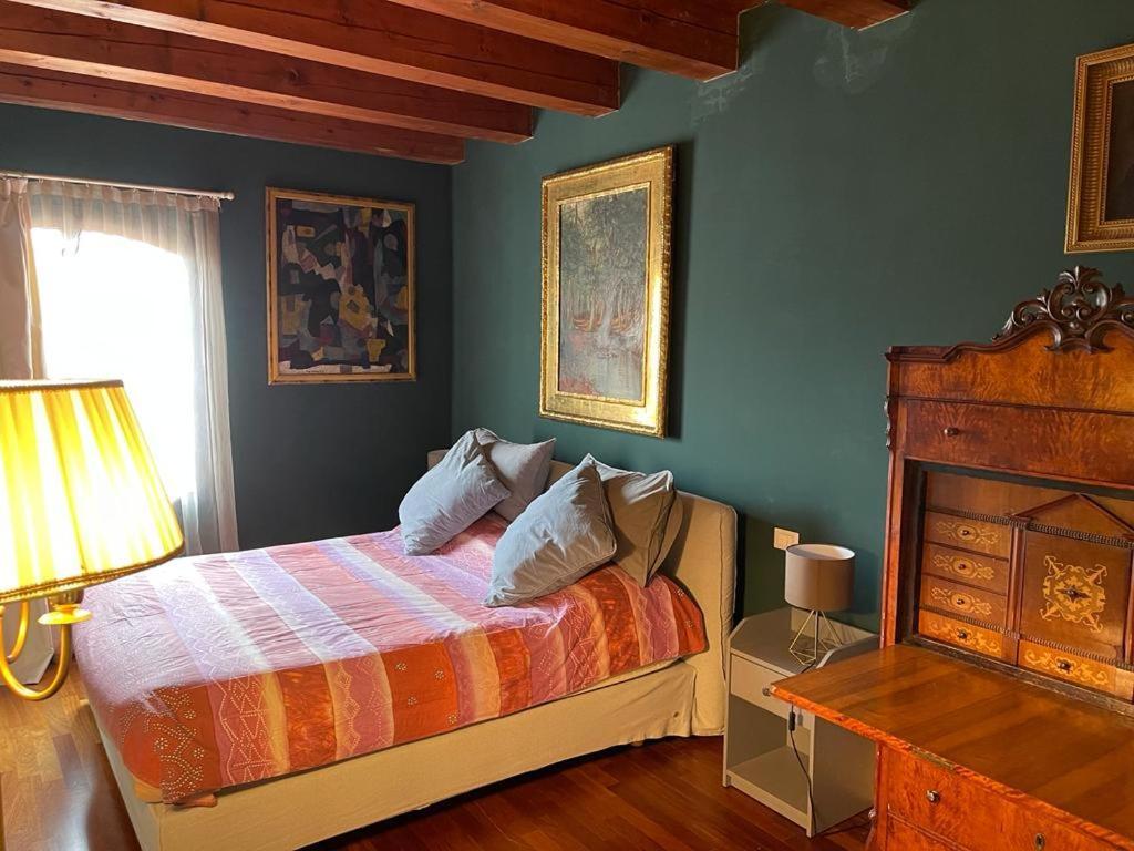 The Penthouse And Rooftop-terrace At Molino Stucky Venedig